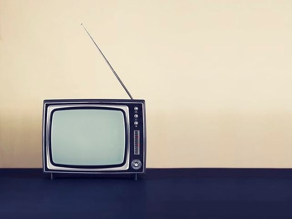 1. Итак, какой из этих сериалов вы могли бы смотреть дни и ночи напролет?