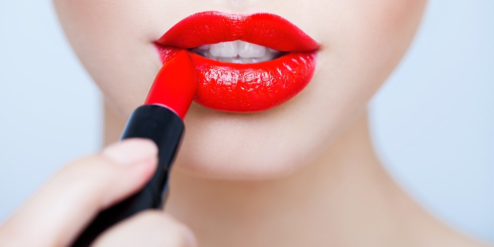 Тест: Что о вас может рассказать ваша помада?