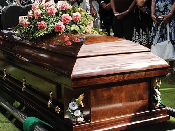 8. Все мы смертны. Каким человеком вы бы хотели остаться в памяти своих близких?