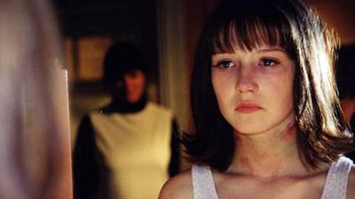 Melisandre olarak tanıdığımız Carice van Houten. (1999)