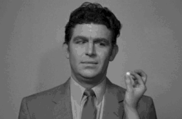 Red Pill Öğretisi'nin "Bu öğreti zayıflara göre değildir." şerhine göre zayıf ve güçlü arasındaki ayrımı yapabilmek hiç de kolay değil.