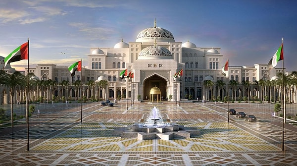 4. Вы можете на месяц оказаться за решёткой, если будете пойманы за фотографированием президентского дворца в ОАЭ.