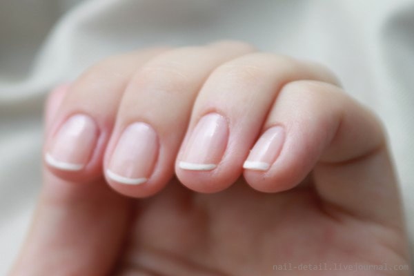 2. Неделю за неделей ты с любовью отращиваешь каждый ноготок на своем пальце