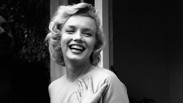 5. У нее (вероятно) был роман с Бобби Кеннеди