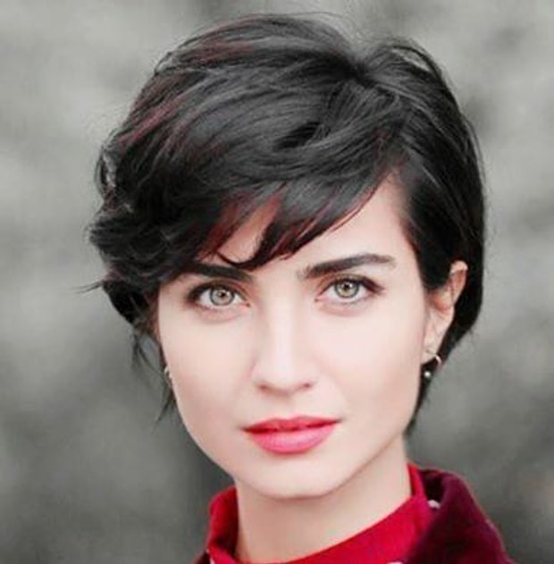 Tuba Büyüküstün