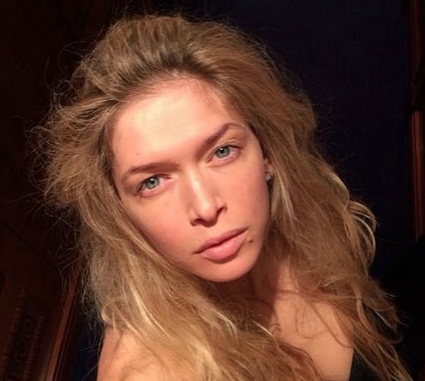 4. Вера Брежнева не боится показать свою естественную красоту