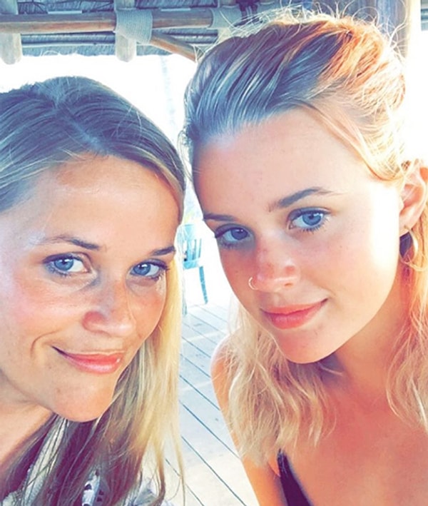 15. Риз Уизерспун и Ава Филипп