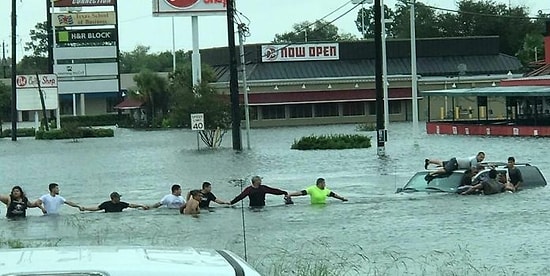 История, произошедшая в Хьюстоне после урагана, вернет вам веру в человечество