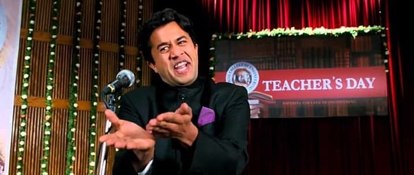 5. Придурки, которые травят Чатура "Глушителя" в "3 идиота".