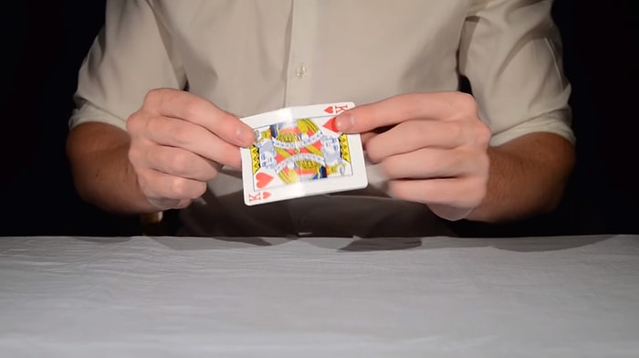 Ortamlarda Rahatlıkla Yapabileceğiniz 3 İskambil Kağıdı Hilesi