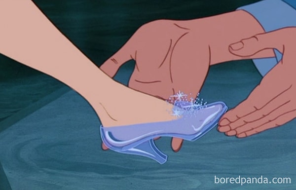 11. Поразительно, неужели в Королевстве не нашлось кого-то с таким же размером ноги, как у Золушки?