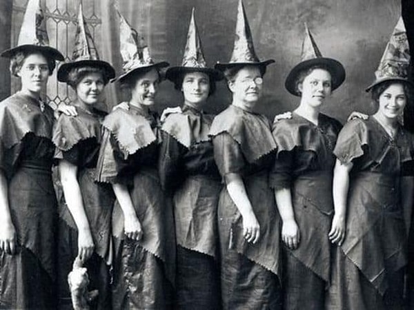 6. Люди будут знать, что вы ведьма?