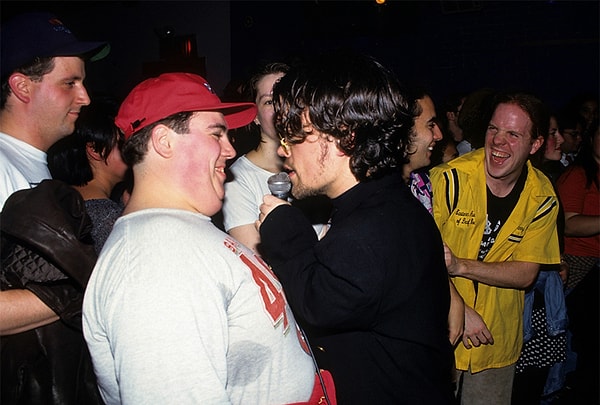 5. Вероятно, он попал в группу, когда переехал в Нью-Йорк после колледжа.