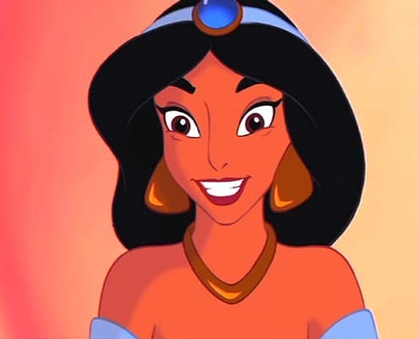 5. Наоми Скотт появится в роли принцессы Жасмин.