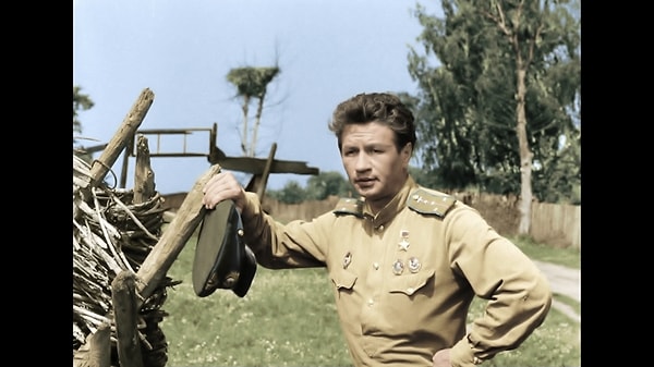 8. Из какого фильма о войне этот кадр?