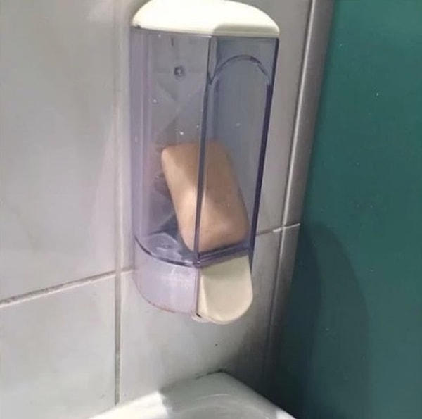 7. Мыло на месте? На месте. Что вам еще надо?