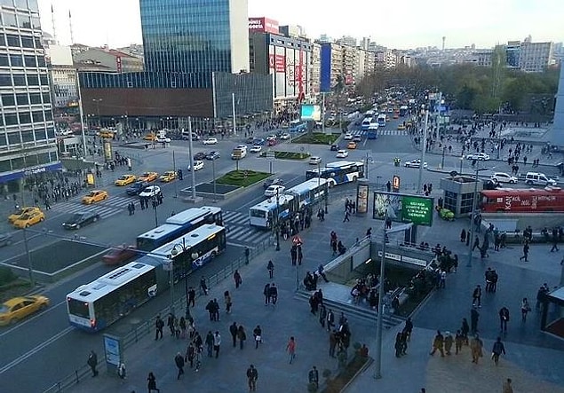 Ankara’da bir yakınının evine yerleşmiş