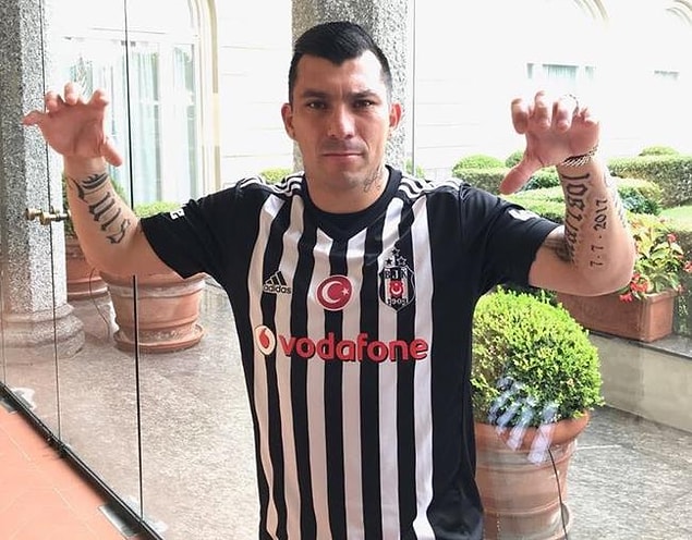 10. Gary Medel ➡️ Beşiktaş