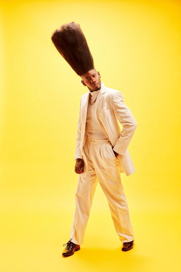 3. Бенни Харлем - обладатель самой высокой прически на планете (52 см)