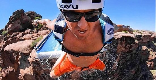 Сумасшедший бейс прыжок с водной горки