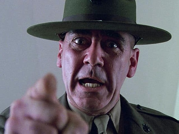 15. Как зовут этого культового персонажа?