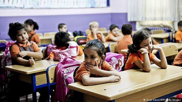 Son yıllarda Türkiye’de sınıflardaki öğrenci sayısı ortalamalarında çarpıcı bir düşüş yaşanıyor