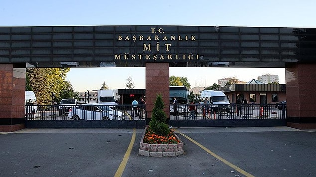 Mehmet Barıner, 2013 yılında MİT'e giriyor ve Zarrab olayını yakından takip ediyor