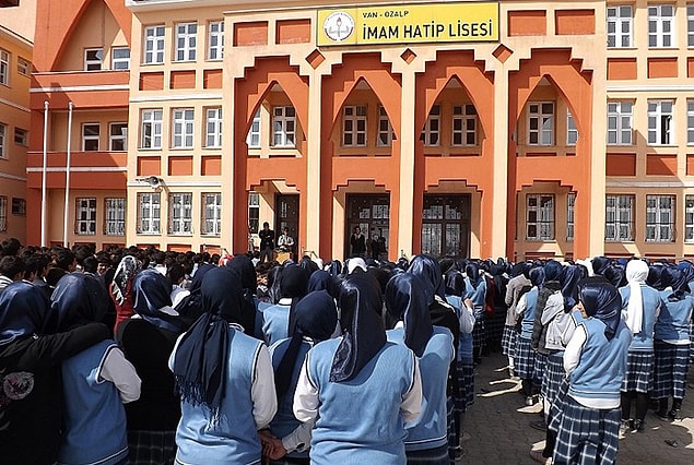 Birçok bölgede imam hatip liseleri tek seçenek