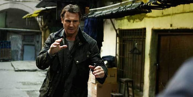 4. Liam Neeson aslında öğretmendi. Kendine bıçak çeken 15 yaşındaki bir öğrencisini yumruklayıp yere serdiği için mesleğini bıraktı ve aktör oldu.