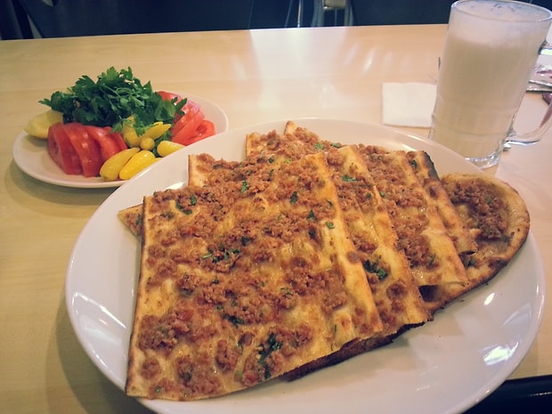 Konya etli ekmeği