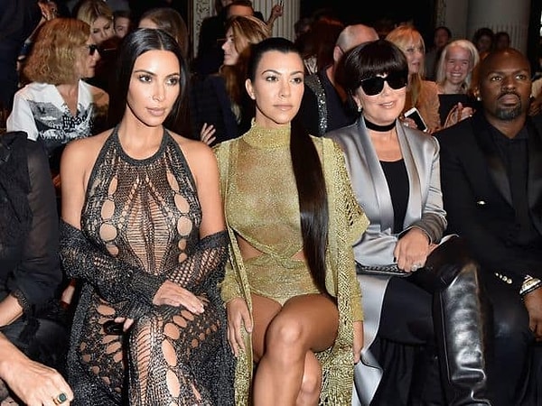 2. В детский сад звезда ходила с...