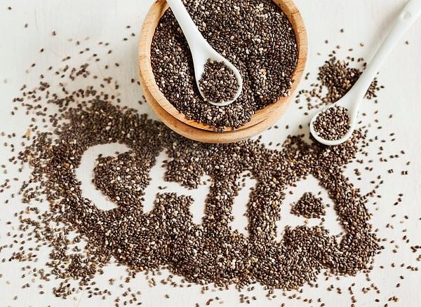 Diyeti sırasında Chia tohumunu bol bol kullandığını da belirtiyordu. Ancak bunun da bir dengesi olması gerektiğini uzmanlar sürekli söylüyordu.