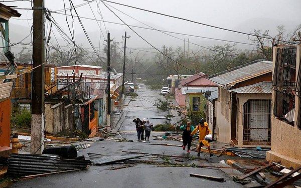 Guayama, Porto Riko'da yardım çalışmaları dün akşam başladı.