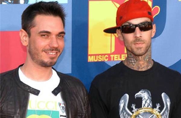 13. Трэвис Баркер