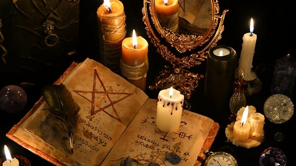 7. Папа Римский Иннокентий VIII и его жестокое отношение к ведьмам