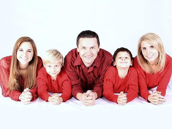 Главное в вашей жизни - это семья.