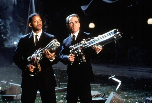 10. "Люди в черном"