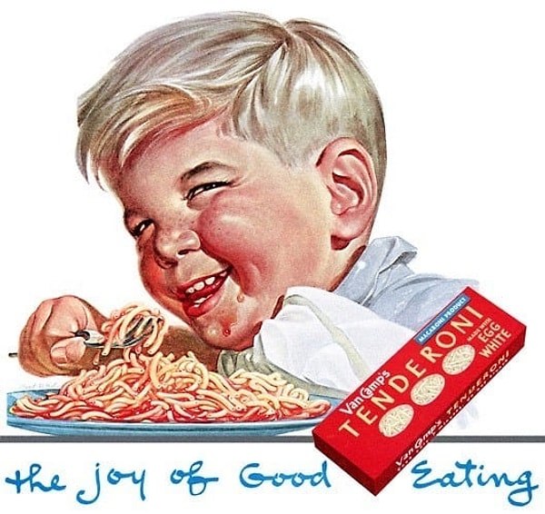 10. И еще один хитрый парень, который поедает макароны!