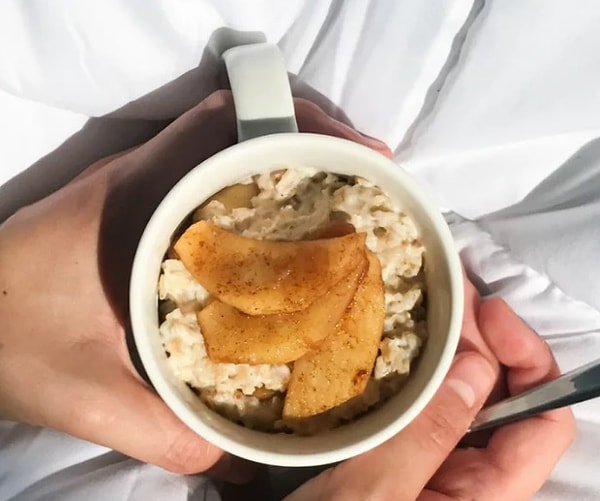 4. Овсянка с запеченными яблоками