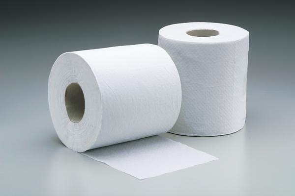 8. 2012’de İngiliz süpermarket zinciri Sainsbury, kendi ürettiği tuvalet kağıdı rulosunun çapını 123 mm’den 112 mm’ye indirdi.