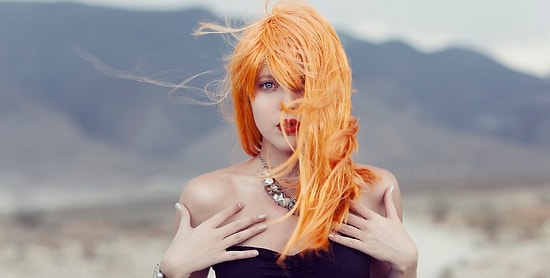 Тест: В какой цвет вам стоит покрасить волосы этой осенью?