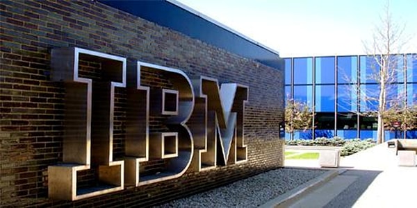 Bu konu Bill Gates'in daha önceden de dile getirdiği bir itiraftı. Ünlü iş adamı bunun için 2013'te teknoloji devi IBM'i suçlamıştı.