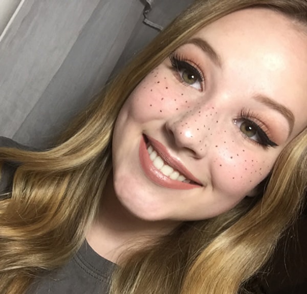8. Нарисованные веснушки? Серьезно?