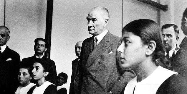 10. Bazı sendikalara kalsa Atatürk tamamen çıkarılmalı.