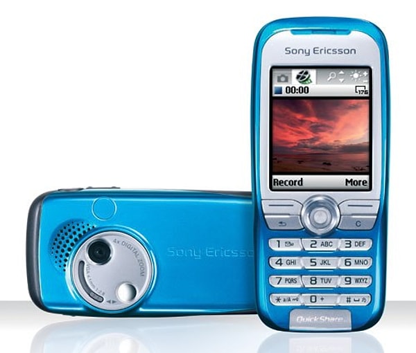 6. Sony Ericsson K500i (2004 год)