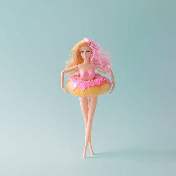 5. Сильный соблазн купить что-то в магазине игрушек