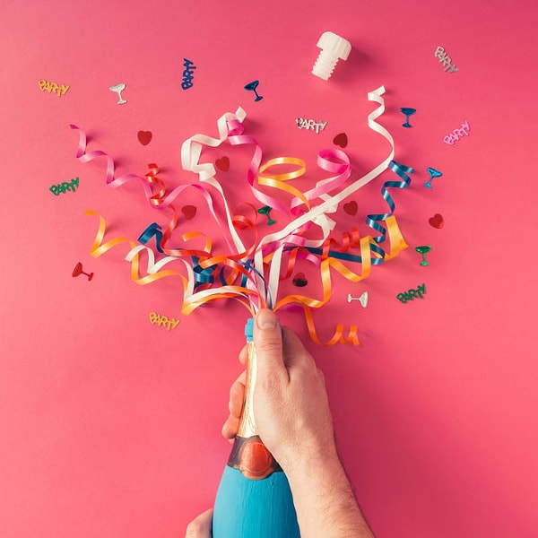 8. Смущение, когда родители дают деньги