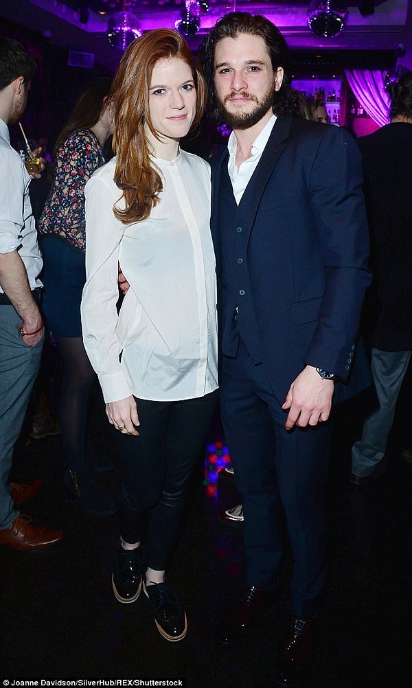 6. Несмотря на то, что с тех пор ребята то сходились, то расходились, они утверждают, что очень счастливы вместе.