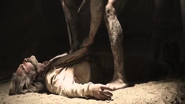 18. Костяной томагавк (2015)