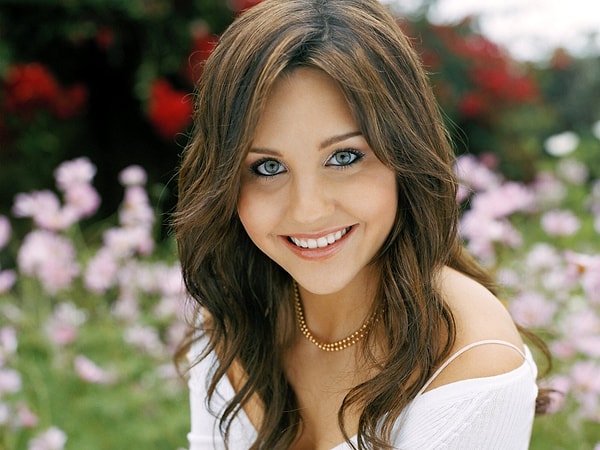 9. Аманда Байнс